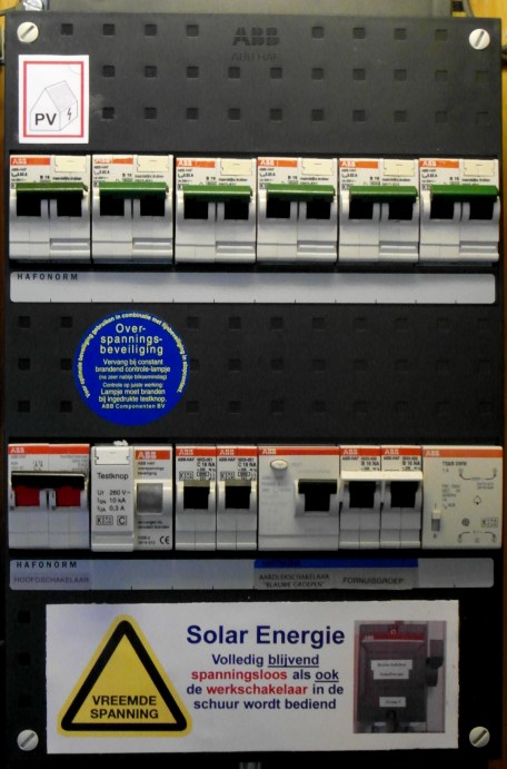 Groepenkast met markering PV-installatie